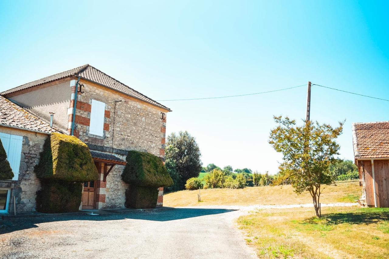 Maison De Campagne, Bord De Lac, Piscine, Billard 11 Per Plieux Luaran gambar