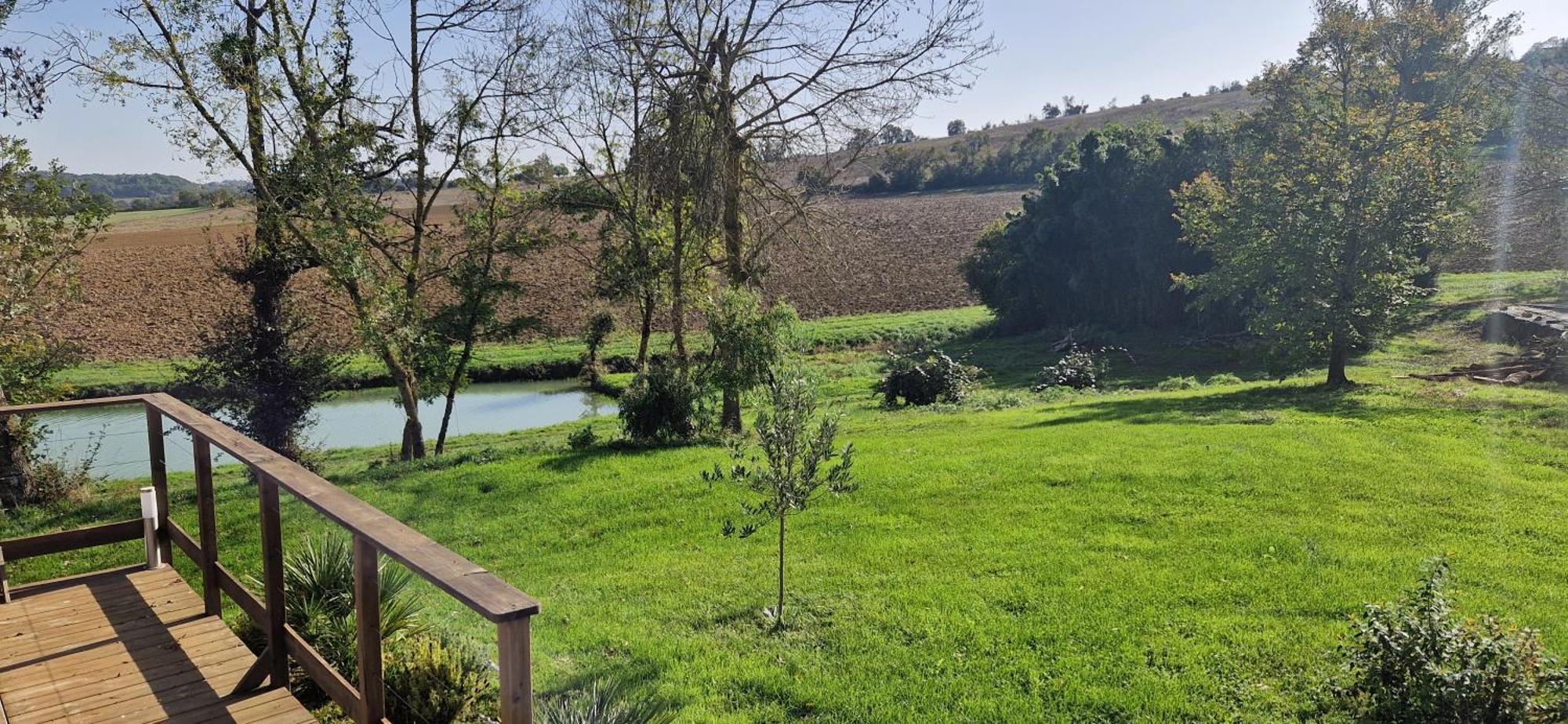 Maison De Campagne, Bord De Lac, Piscine, Billard 11 Per Plieux Luaran gambar
